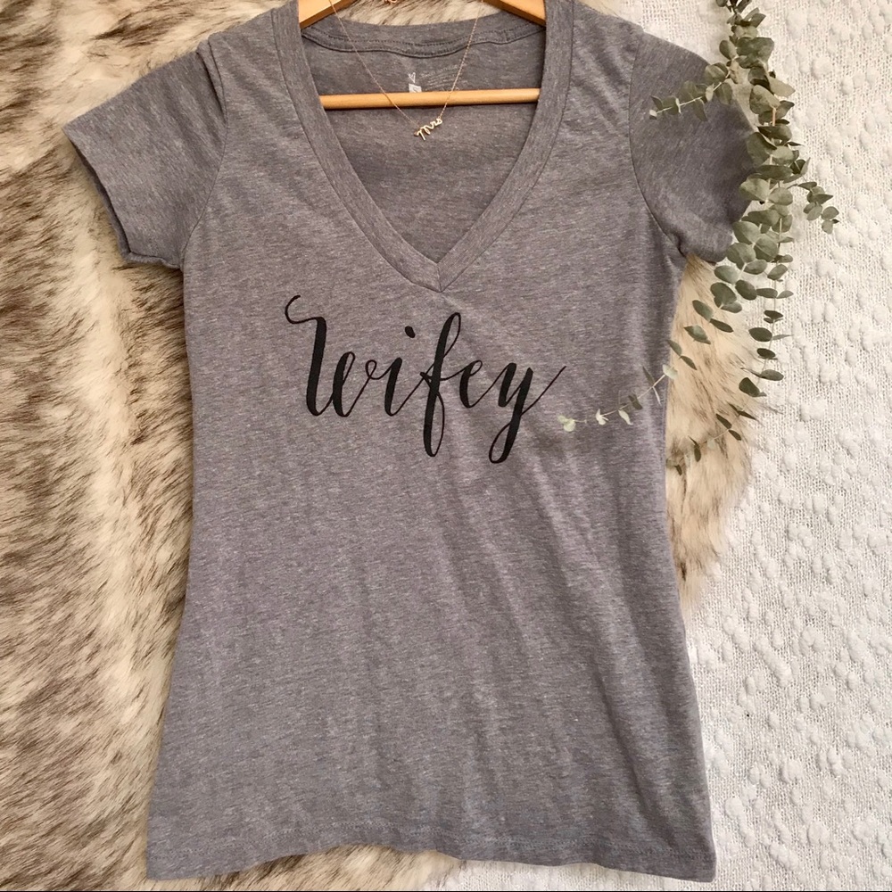 👰👰 Mrs necklace AND Wifey tee bundle!! 👰👰👰